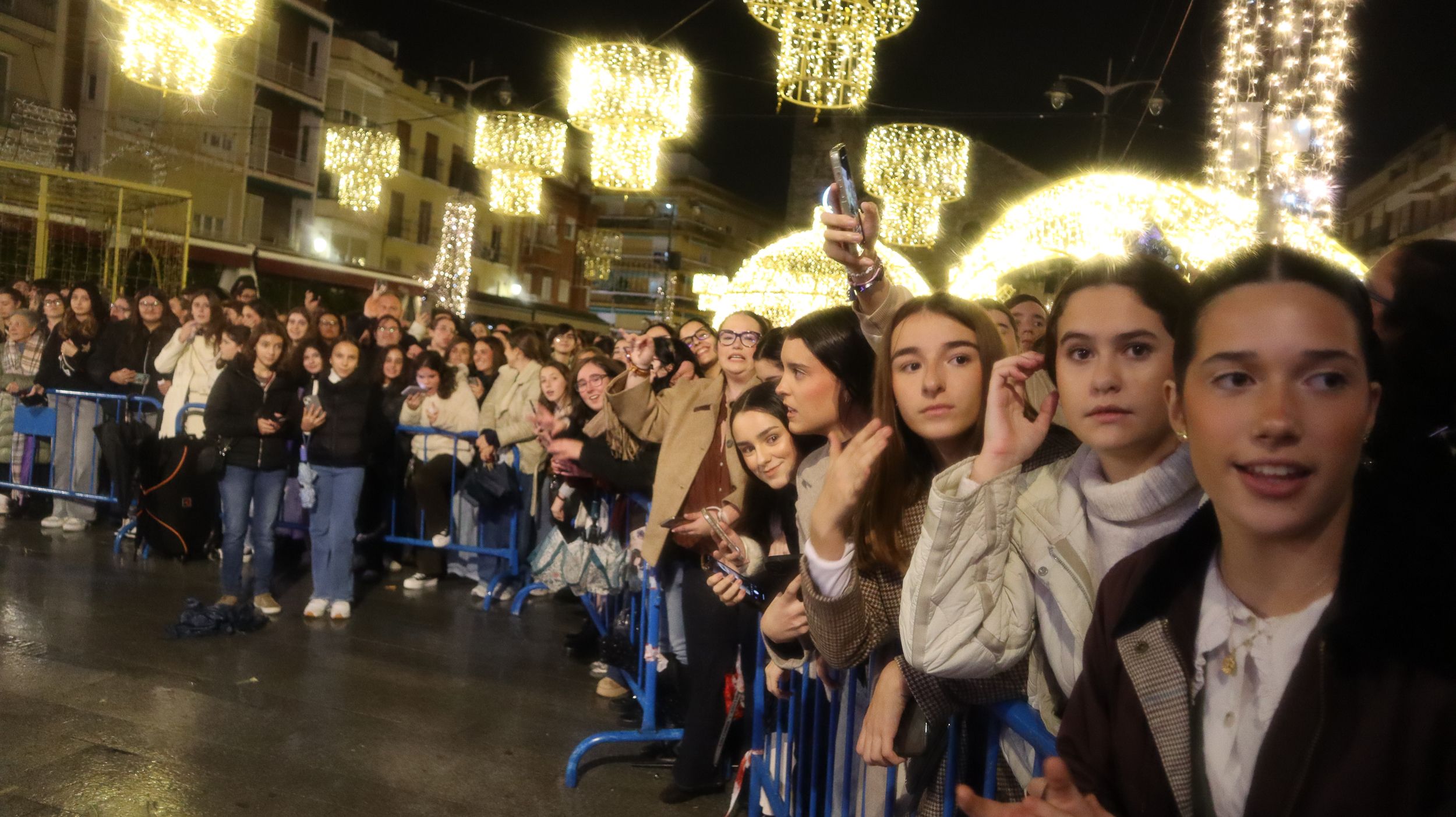Crespo en el encendido del Alumbrado de Navidad en Lucena