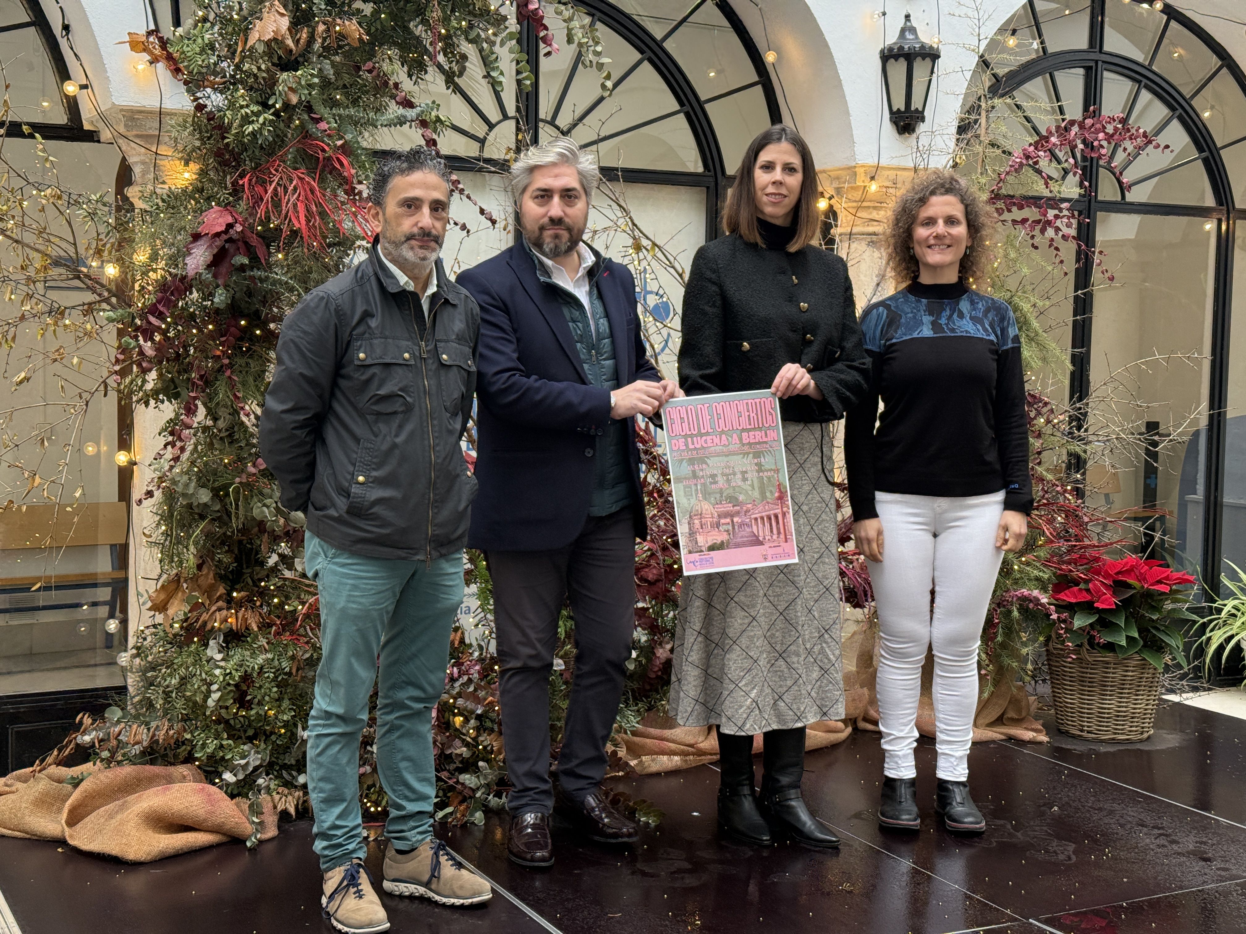 Uno de los instantes durante la presentación de la actividad en las instalaciones del Conservatorio Profesional de Música “Maestro Chicano Muñoz” de Lucena
