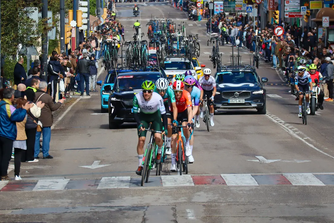 Imagen de cabeza de carrera en la 4ª etapa de la Vuelta Andalucía a su paso por Lucena en pasado año.