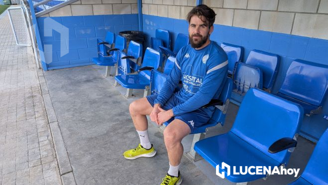 Alberto García durante la entrevista Alberto García durante la entrevista