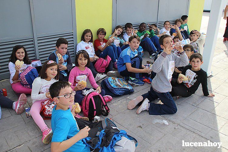 Casi 500 escolares celebran el Día del Niño en el Patronato Deportivo Municipal