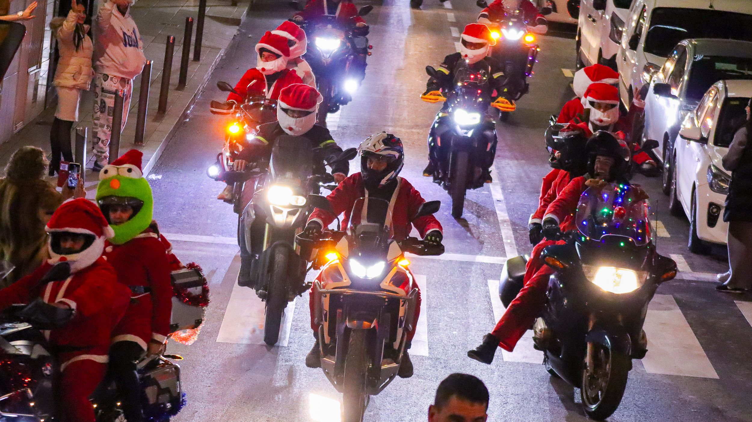 Papanoelada motera 2025 11