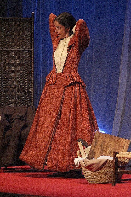 Galería: La Santa Teresa de Susana Sucena abre la XVIII Semana del Teatro ante más de trescientos cincuenta espectadores Galería: La Santa Teresa de Susana Sucena abre la XVIII Semana del Teatro ante más de trescientos cincuenta espectadores
