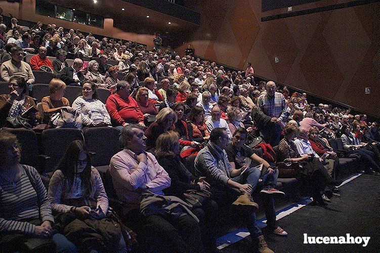 Galería: La Santa Teresa de Susana Sucena abre la XVIII Semana del Teatro ante más de trescientos cincuenta espectadores Galería: La Santa Teresa de Susana Sucena abre la XVIII Semana del Teatro ante más de trescientos cincuenta espectadores