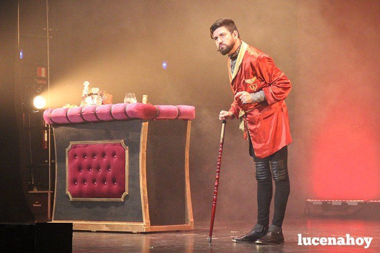Galería: Manu Sánchez cuelga el primer "no hay billetes" de la Semana del Teatro con "El último santo" Galería: Manu Sánchez cuelga el primer "no hay billetes" de la Semana del Teatro con "El último santo"