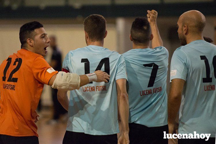  Los jugadores del Lucena Futsal han conseguido cuatro éxitos enlazados. ARCHIVO/SERGIO RODRÍGUEZ 