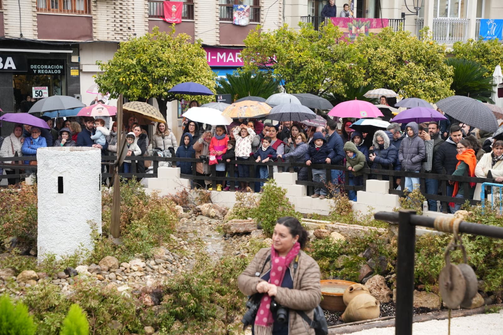 Los Reyes Magos acuden al portal de Belén para la Adoración al Niño Jesús