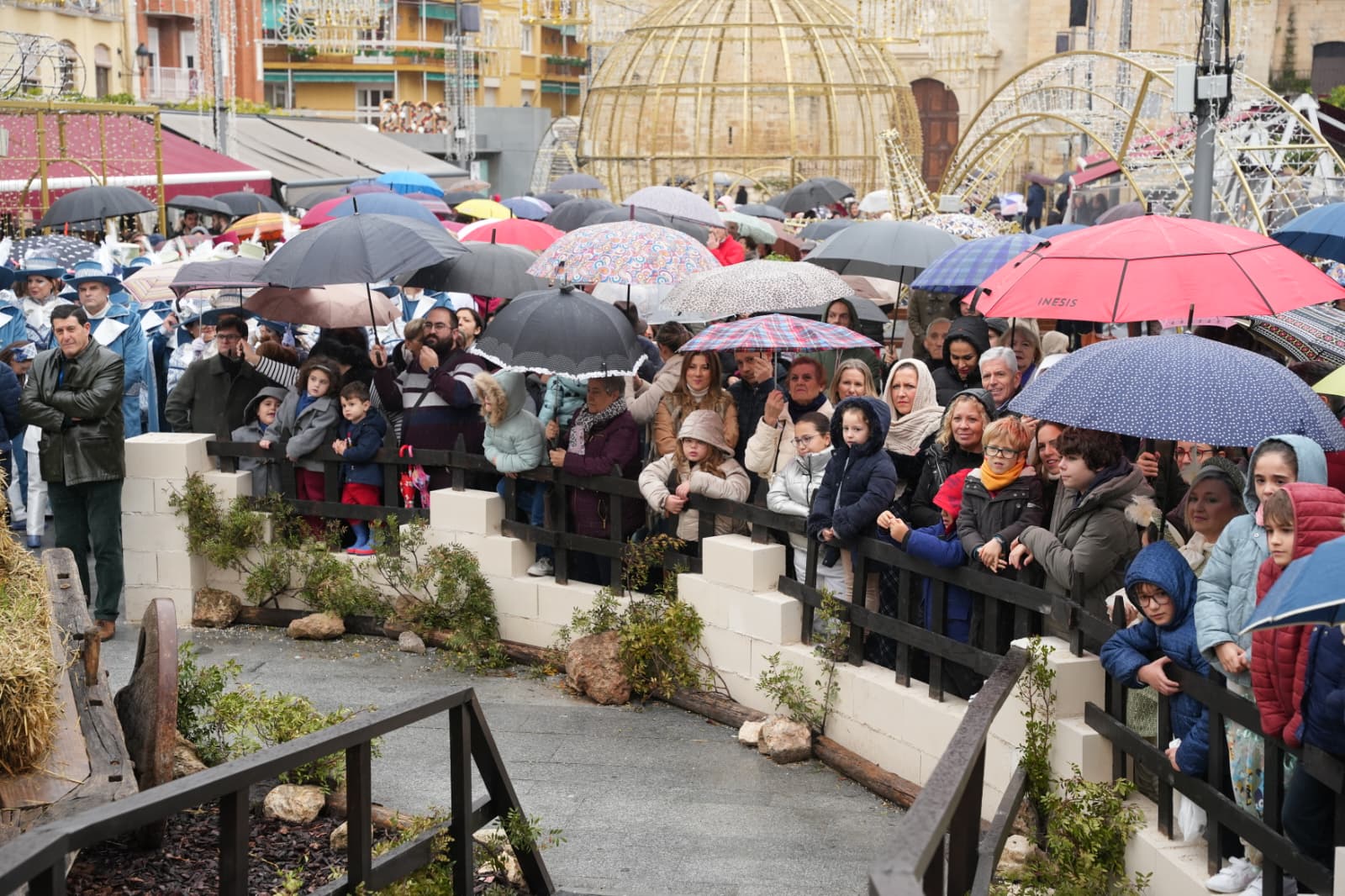 Los Reyes Magos acuden al portal de Belén para la Adoración al Niño Jesús