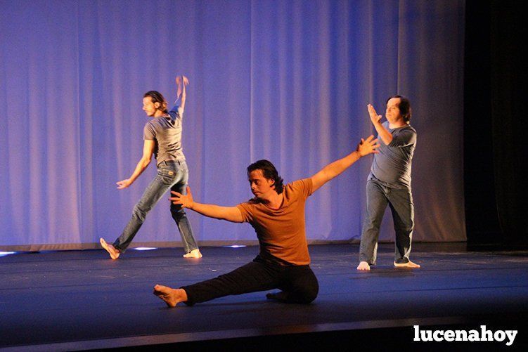 Galería: 'Danza Mobile' ilumina el auditorio con un espectáculo sobre la danza como factor de inclusión Galería: 'Danza Mobile' ilumina el auditorio con un espectáculo sobre la danza como factor de inclusión