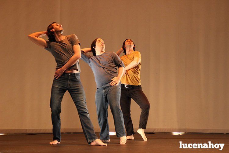 Galería: 'Danza Mobile' ilumina el auditorio con un espectáculo sobre la danza como factor de inclusión Galería: 'Danza Mobile' ilumina el auditorio con un espectáculo sobre la danza como factor de inclusión