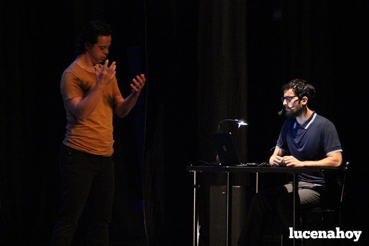 Galería: 'Danza Mobile' ilumina el auditorio con un espectáculo sobre la danza como factor de inclusión Galería: 'Danza Mobile' ilumina el auditorio con un espectáculo sobre la danza como factor de inclusión