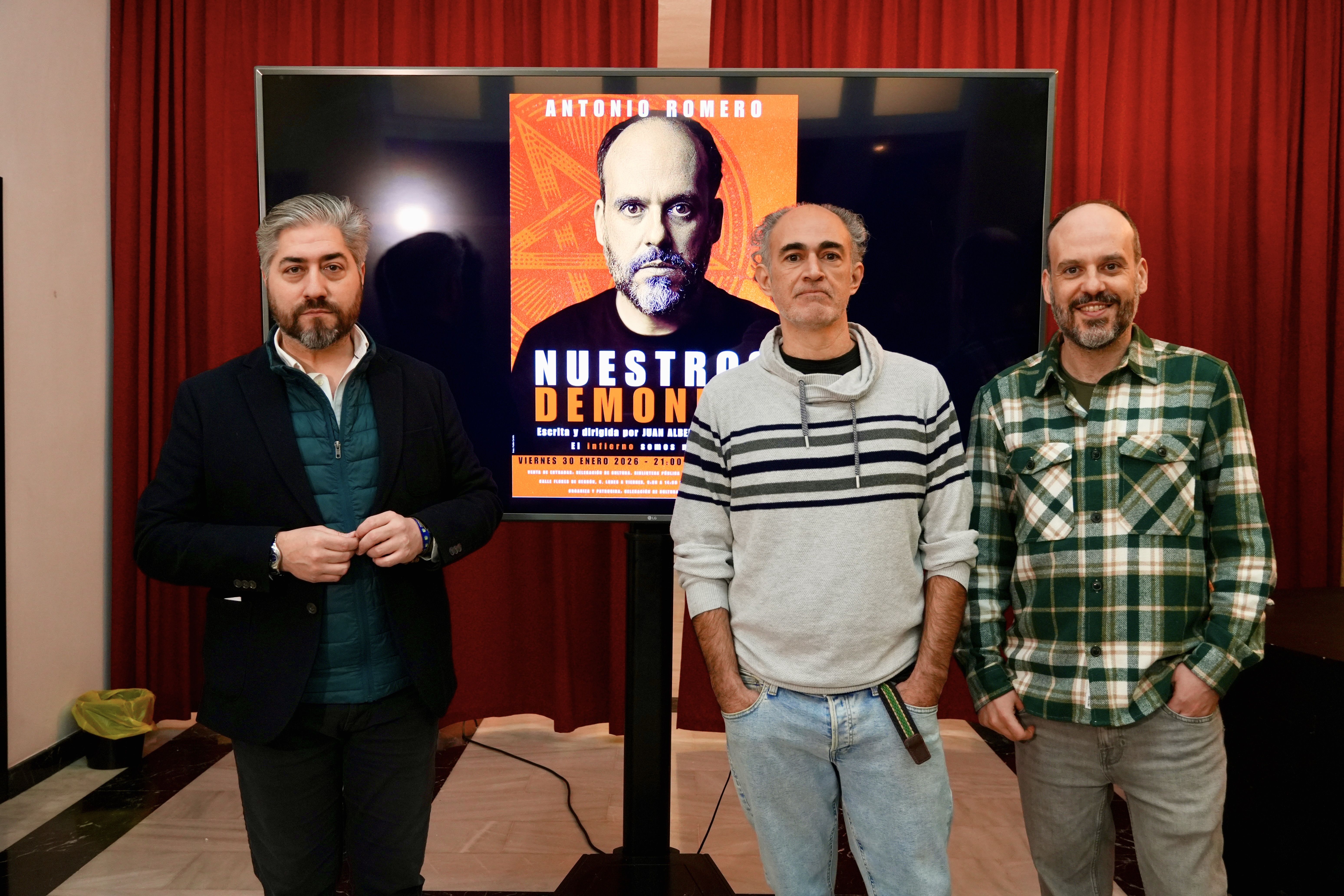 Un momento de la presentación de "Nuestros Demonios" en el Palacio Erisana