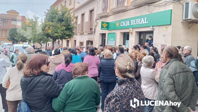 Manifestación en Jauja contra el cierre de Caja Rural