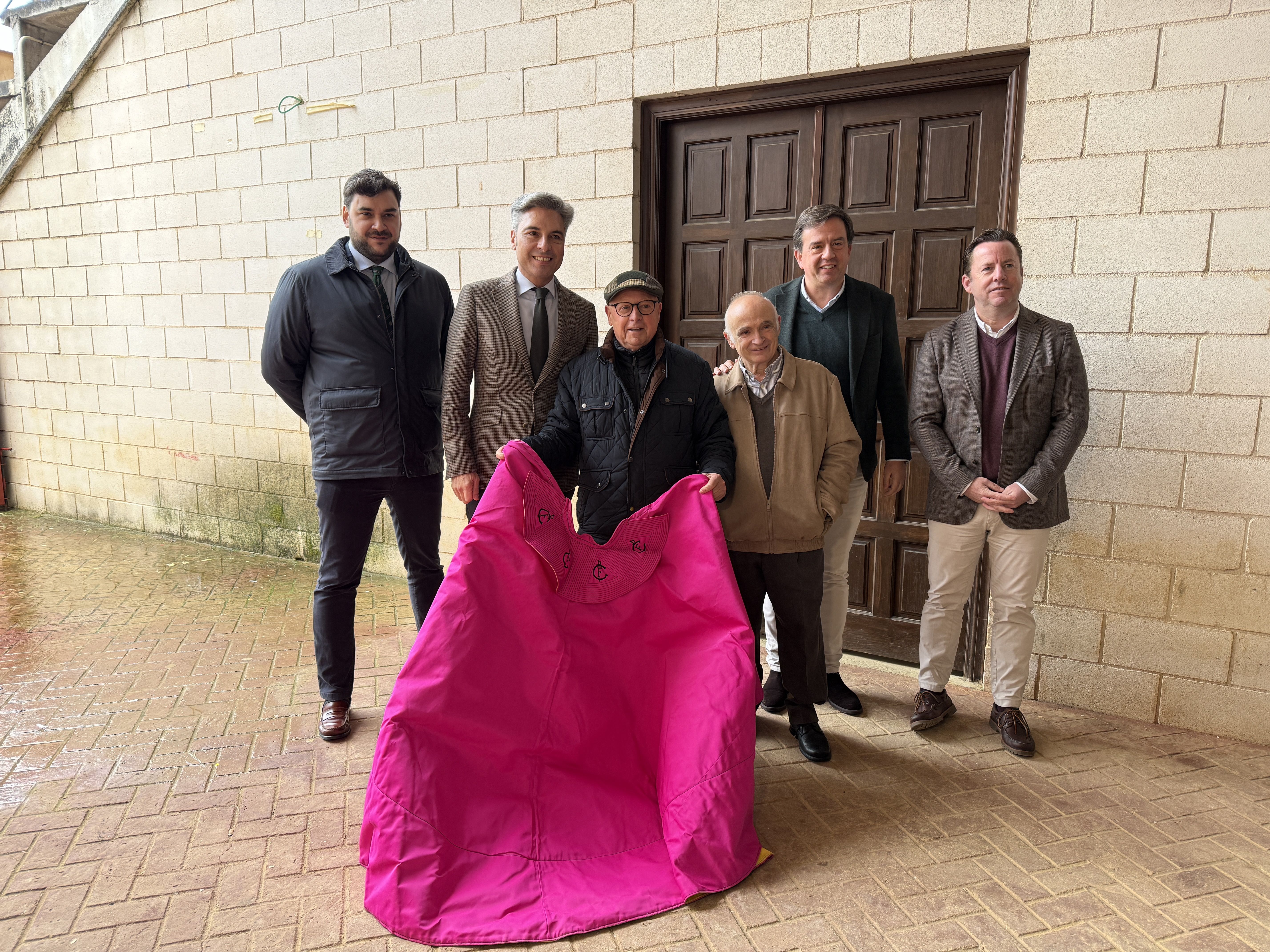 Un instante durante la presentación del convenio, en el Coso de los Donceles de Lucena.