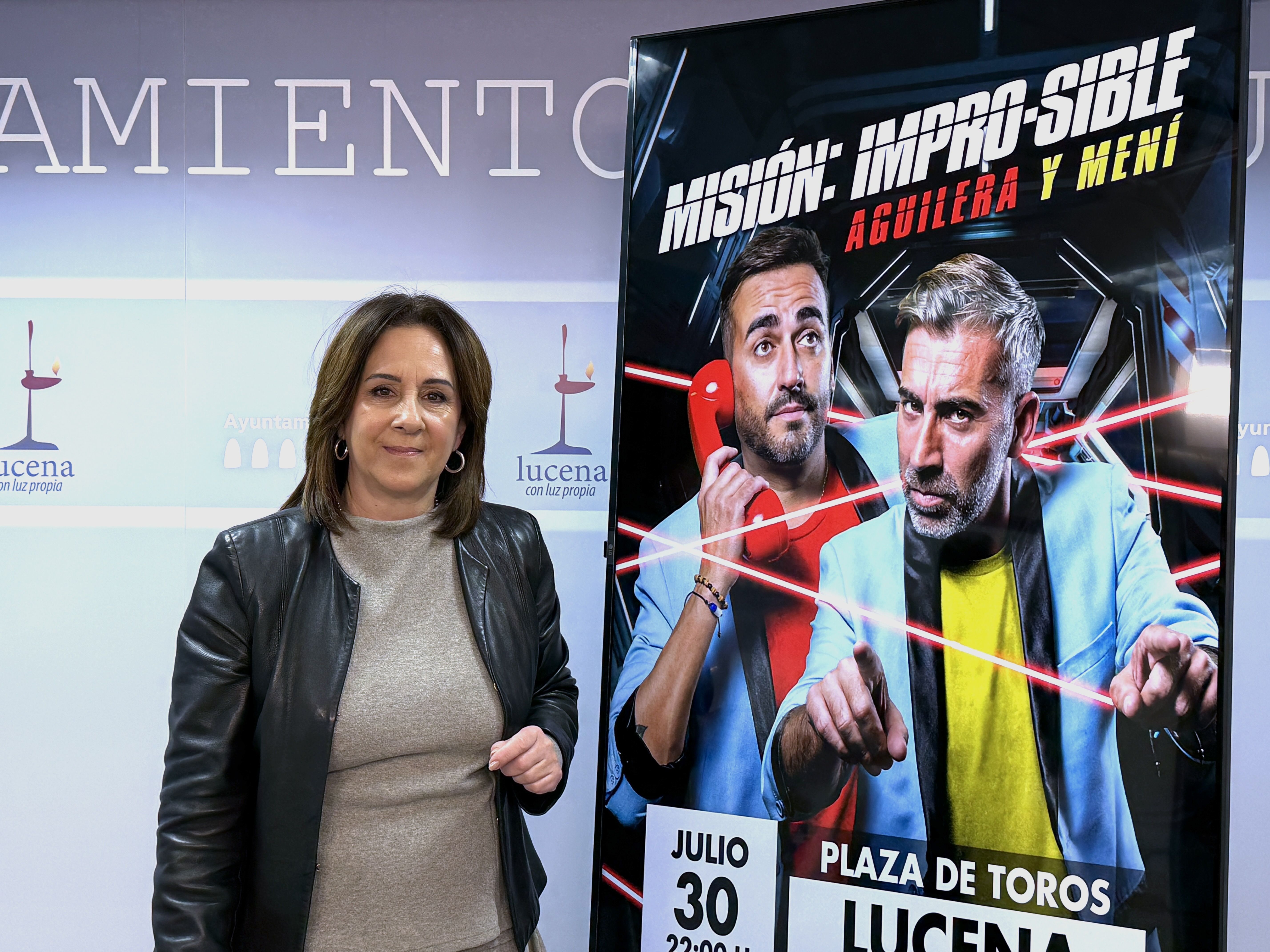 La delegada de Fiestas Araceli Rodríguez durante la presentación.