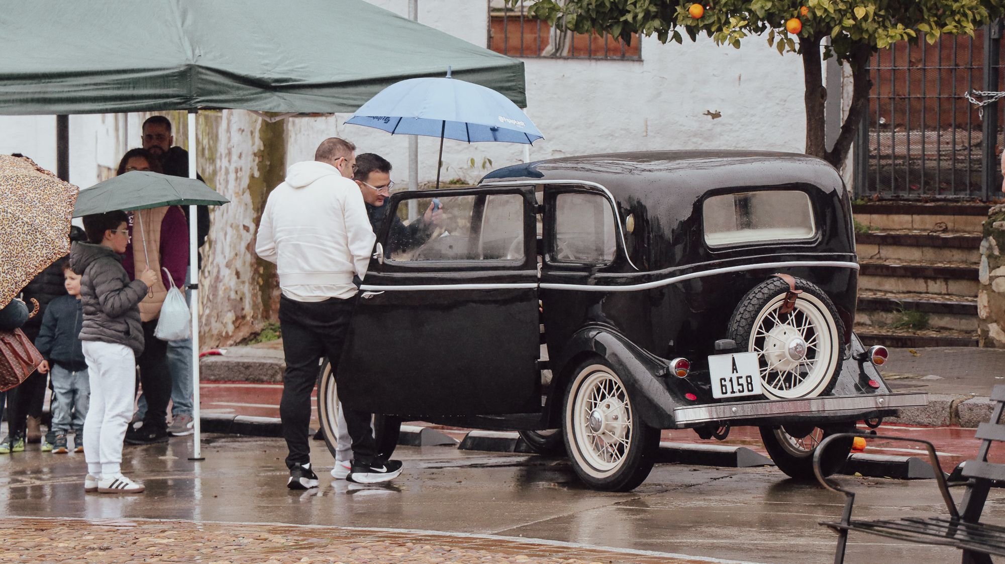 I Concentración de Coches Clásicos e Históricos Ciudad de Lucena 08