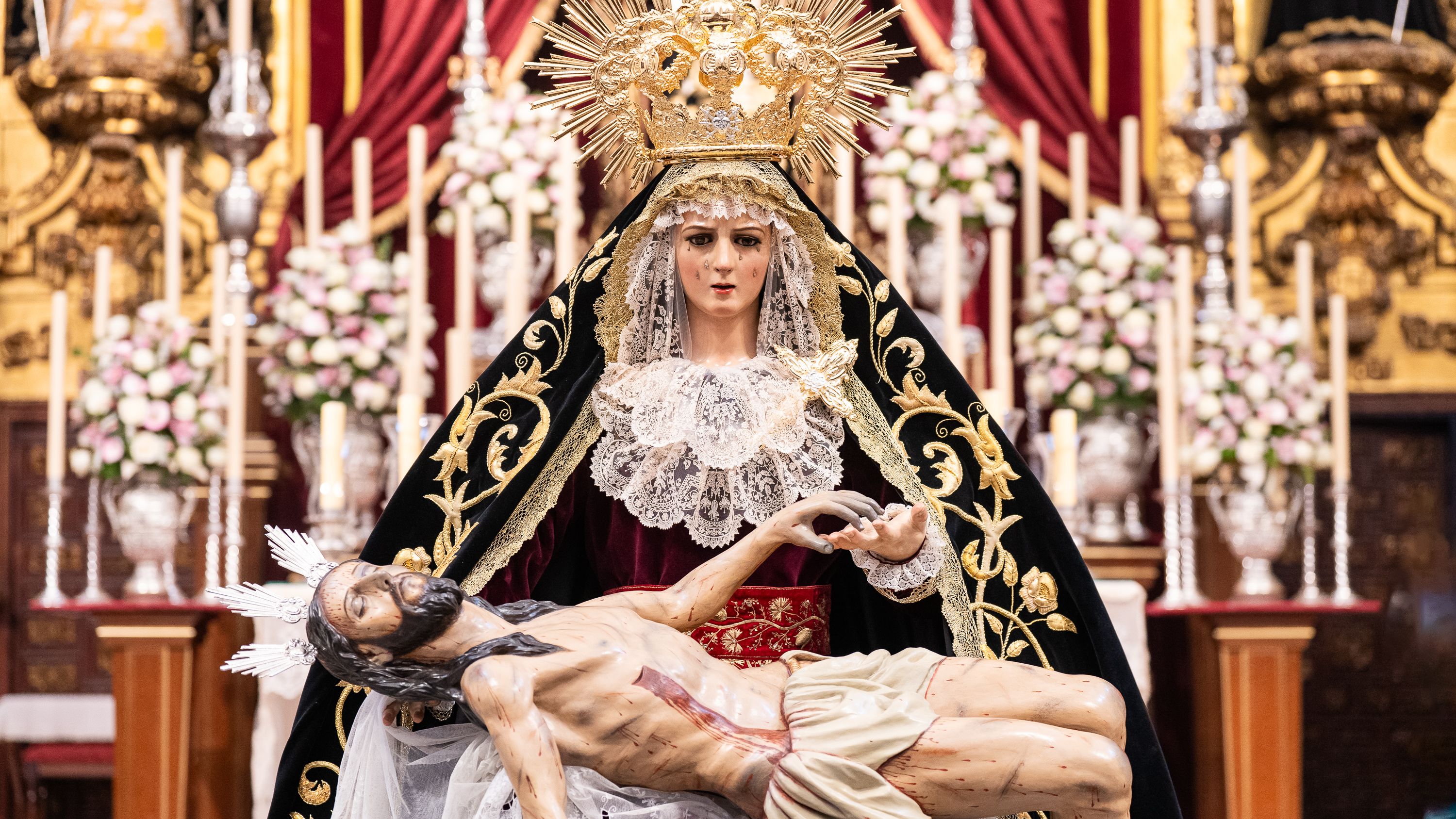 La imagen de Nuestra Señora de las Angustias y el Santísimo Cristo del Buen Fin tras el proceso de restauración al que han sido sometidas
