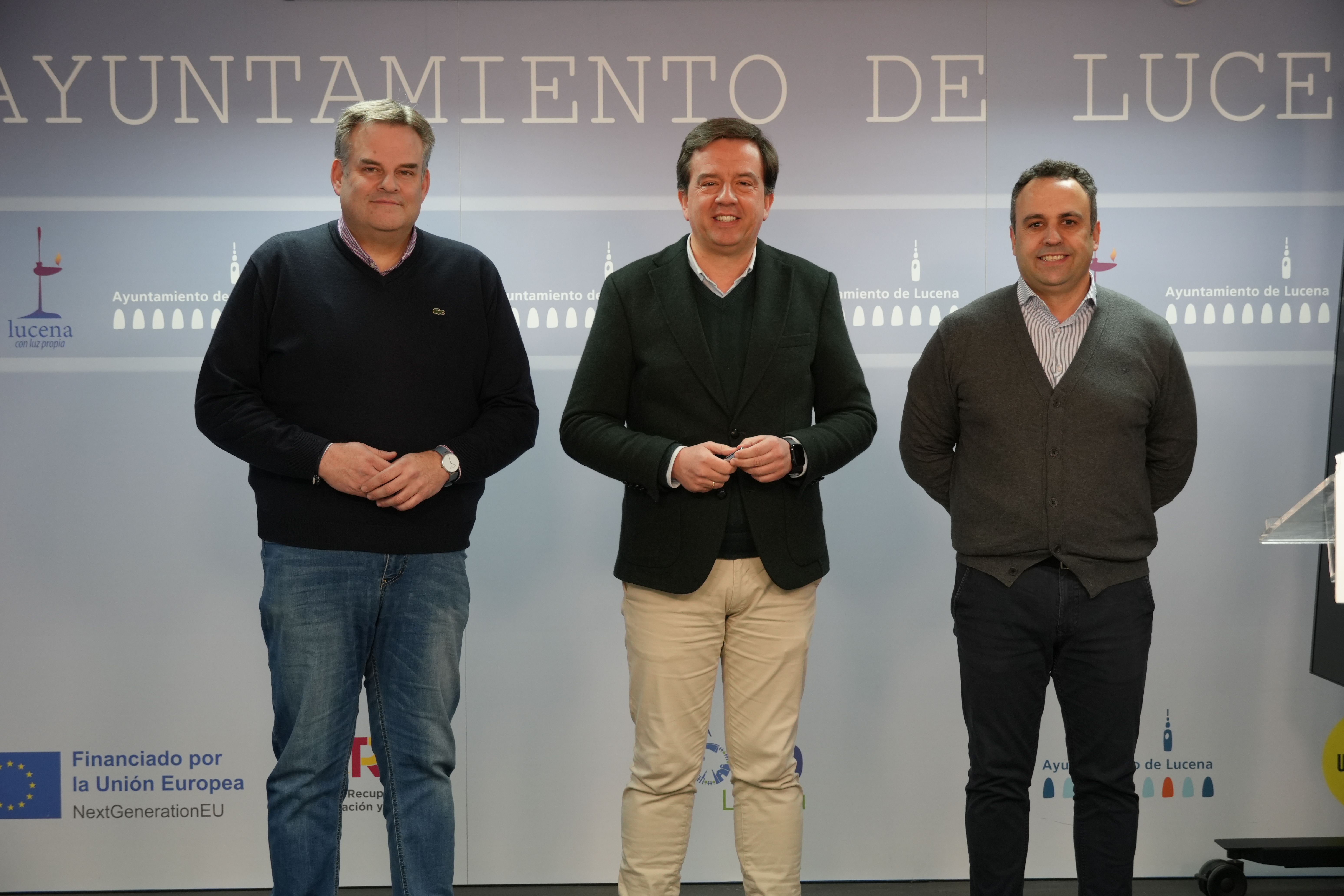 Aurelio Fernández junto a los ediles de Obras y Seguridad Ciudadana, Javier Pineda y Ángel Novillo