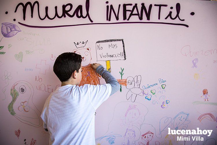 Galería: El V Encuentro Joven une a distintos colectivos para decir "no" a la violencia machista Galería: El V Encuentro Joven une a distintos colectivos para decir "no" a la violencia machista