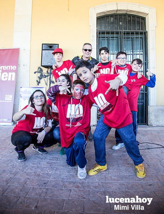 Galería: El V Encuentro Joven une a distintos colectivos para decir "no" a la violencia machista Galería: El V Encuentro Joven une a distintos colectivos para decir "no" a la violencia machista