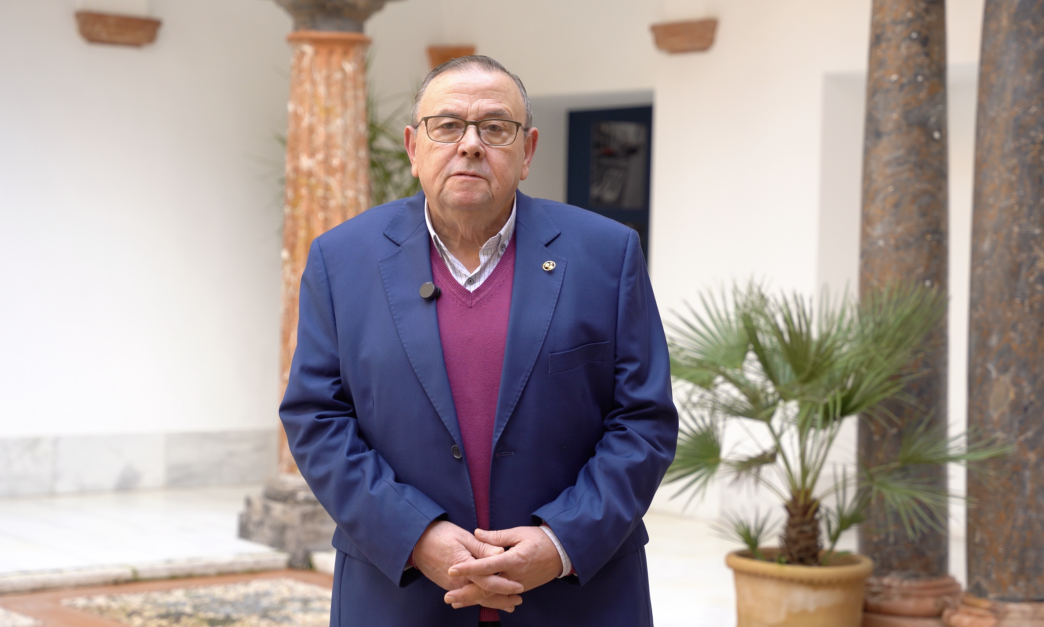 Antonio Díaz. Presidente de la Agrupación de Cofradías de Lucena Antonio Díaz. Presidente de la Agrupación de Cofradías de Lucena