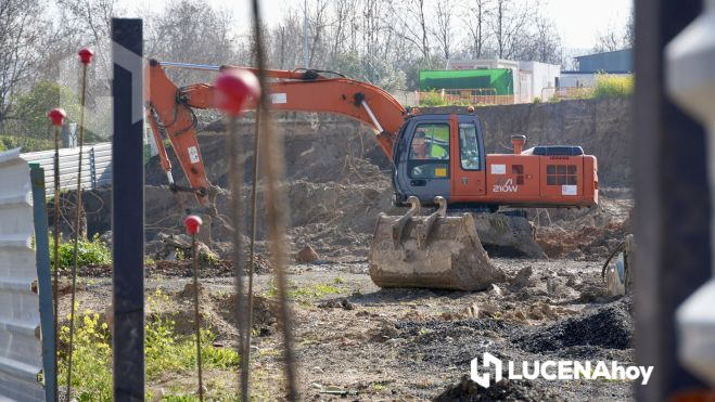 Obras del futuro centro de Mercadona en la avenida de la Infancia de Lucena