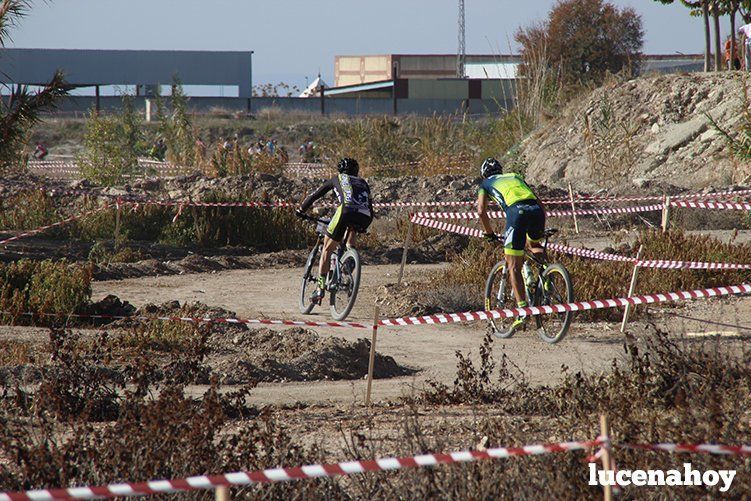 El ciclista gaditano Juan Domínguez y la cordobesa Elena Vilches ganan en Lucena en la primera prueba del I Circuito Provincial de BTT Rally