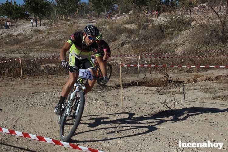 El ciclista gaditano Juan Domínguez y la cordobesa Elena Vilches ganan en Lucena en la primera prueba del I Circuito Provincial de BTT Rally El ciclista gaditano Juan Domínguez y la cordobesa Elena Vilches ganan en Lucena en la primera prueba del I Circuito Provincial de BTT Rally