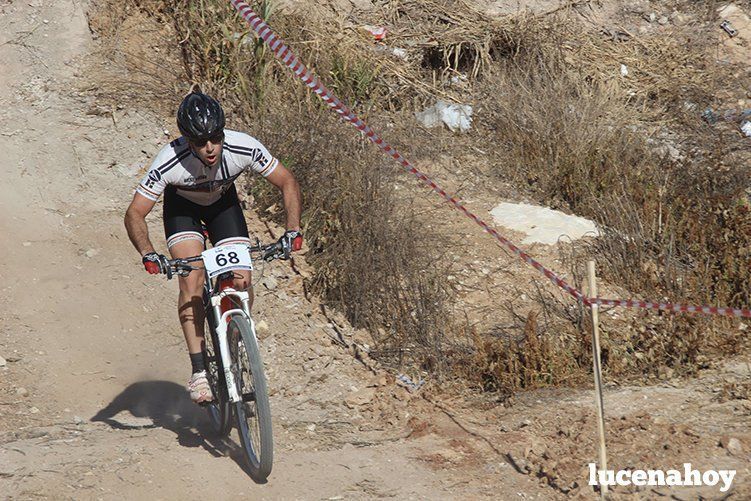 El ciclista gaditano Juan Domínguez y la cordobesa Elena Vilches ganan en Lucena en la primera prueba del I Circuito Provincial de BTT Rally