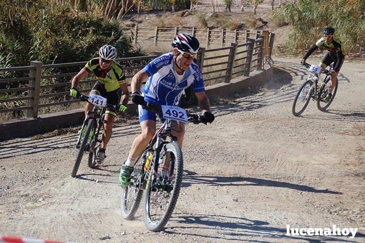 El ciclista gaditano Juan Domínguez y la cordobesa Elena Vilches ganan en Lucena en la primera prueba del I Circuito Provincial de BTT Rally