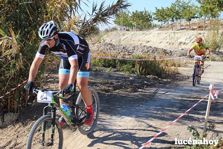 El ciclista gaditano Juan Domínguez y la cordobesa Elena Vilches ganan en Lucena en la primera prueba del I Circuito Provincial de BTT Rally