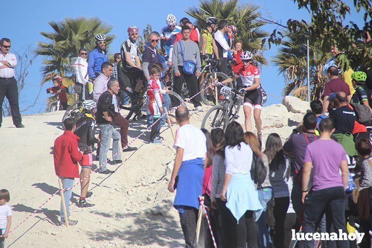 El ciclista gaditano Juan Domínguez y la cordobesa Elena Vilches ganan en Lucena en la primera prueba del I Circuito Provincial de BTT Rally