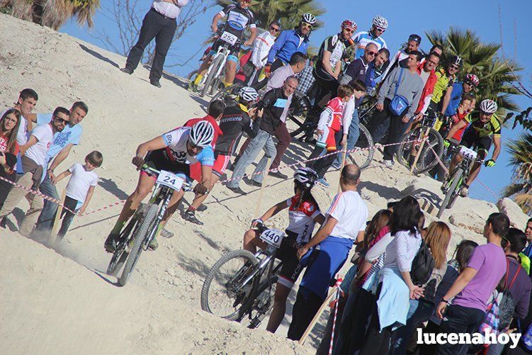 El ciclista gaditano Juan Domínguez y la cordobesa Elena Vilches ganan en Lucena en la primera prueba del I Circuito Provincial de BTT Rally El ciclista gaditano Juan Domínguez y la cordobesa Elena Vilches ganan en Lucena en la primera prueba del I Circuito Provincial de BTT Rally