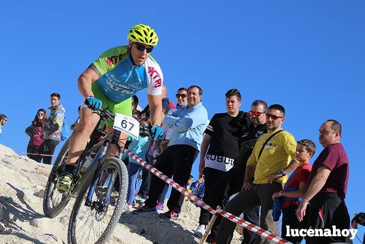 El ciclista gaditano Juan Domínguez y la cordobesa Elena Vilches ganan en Lucena en la primera prueba del I Circuito Provincial de BTT Rally