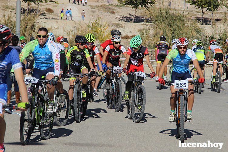 El ciclista gaditano Juan Domínguez y la cordobesa Elena Vilches ganan en Lucena en la primera prueba del I Circuito Provincial de BTT Rally