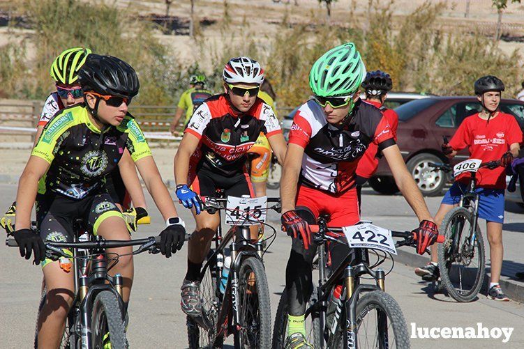 El ciclista gaditano Juan Domínguez y la cordobesa Elena Vilches ganan en Lucena en la primera prueba del I Circuito Provincial de BTT Rally