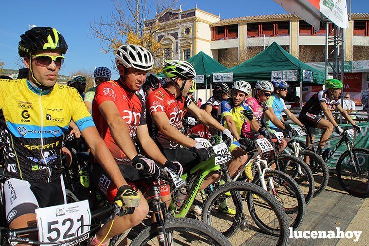 El ciclista gaditano Juan Domínguez y la cordobesa Elena Vilches ganan en Lucena en la primera prueba del I Circuito Provincial de BTT Rally El ciclista gaditano Juan Domínguez y la cordobesa Elena Vilches ganan en Lucena en la primera prueba del I Circuito Provincial de BTT Rally