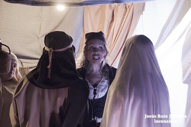 Foto-galería: De Jauja a Belén: un centenar de vecinos de la pedanía lucentina representan el nacimiento de Jesús Foto-galería: De Jauja a Belén: un centenar de vecinos de la pedanía lucentina representan el nacimiento de Jesús