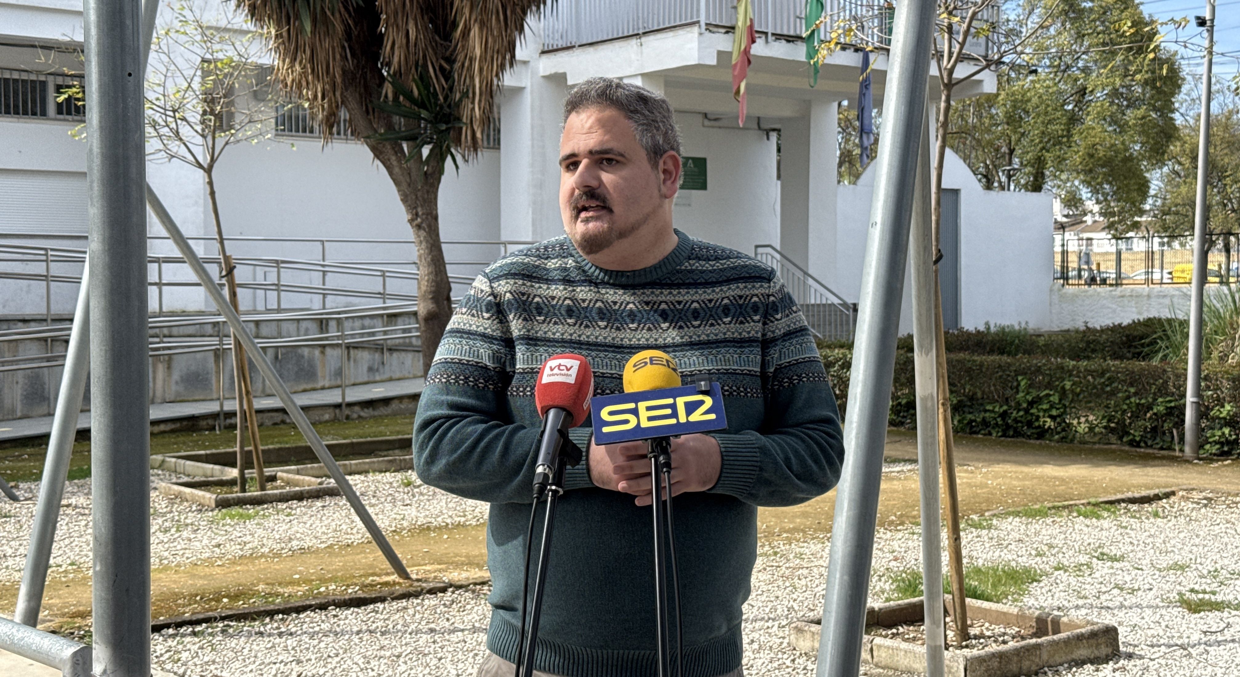 Javier Morales, portavoz de la Mesa de Unidad "Lucena por su hospital"