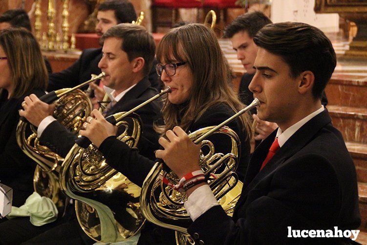 Foto Galería: Magistral concierto de Navidad de la Orquesta Sinfónica del Conservatorio, la Coral Lucentina y la Escolanía de la EMMD