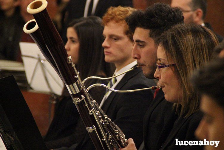 Foto Galería: Magistral concierto de Navidad de la Orquesta Sinfónica del Conservatorio, la Coral Lucentina y la Escolanía de la EMMD