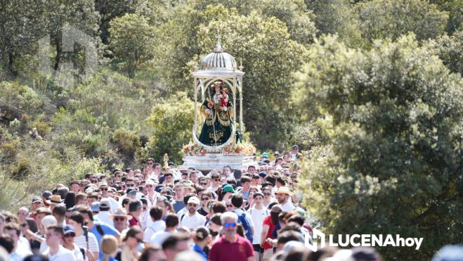 Una multitud rodea a la Patrona de Lucena Una multitud rodea a la Patrona de Lucena