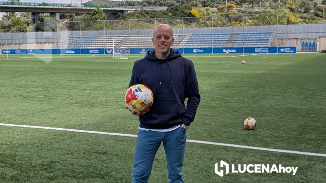Salvador Serrano, director deportivo del Ciudad de Lucena, durante la entrevista