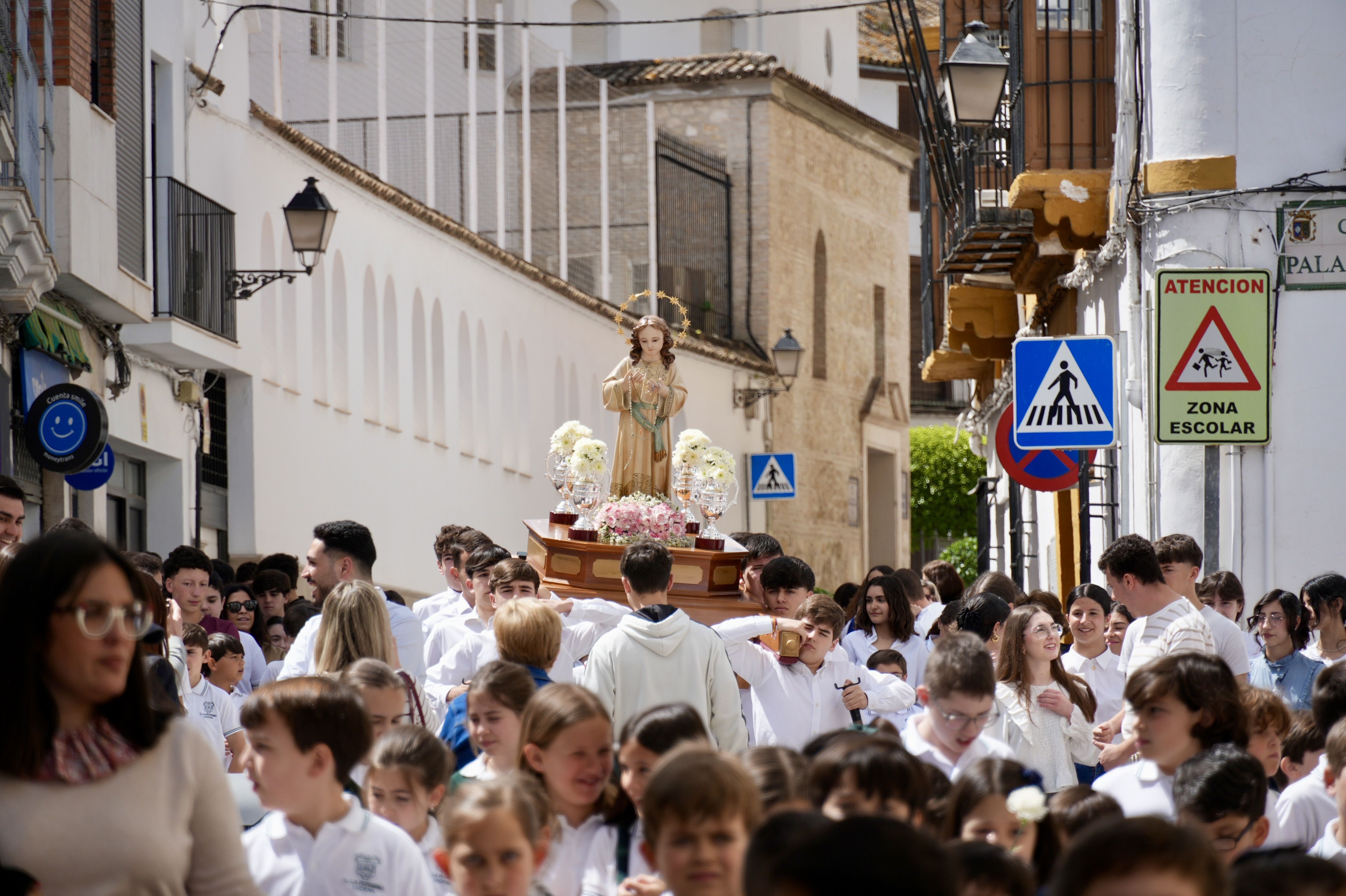 Procesión de la Virgen Niña del Colegio de La Purísima