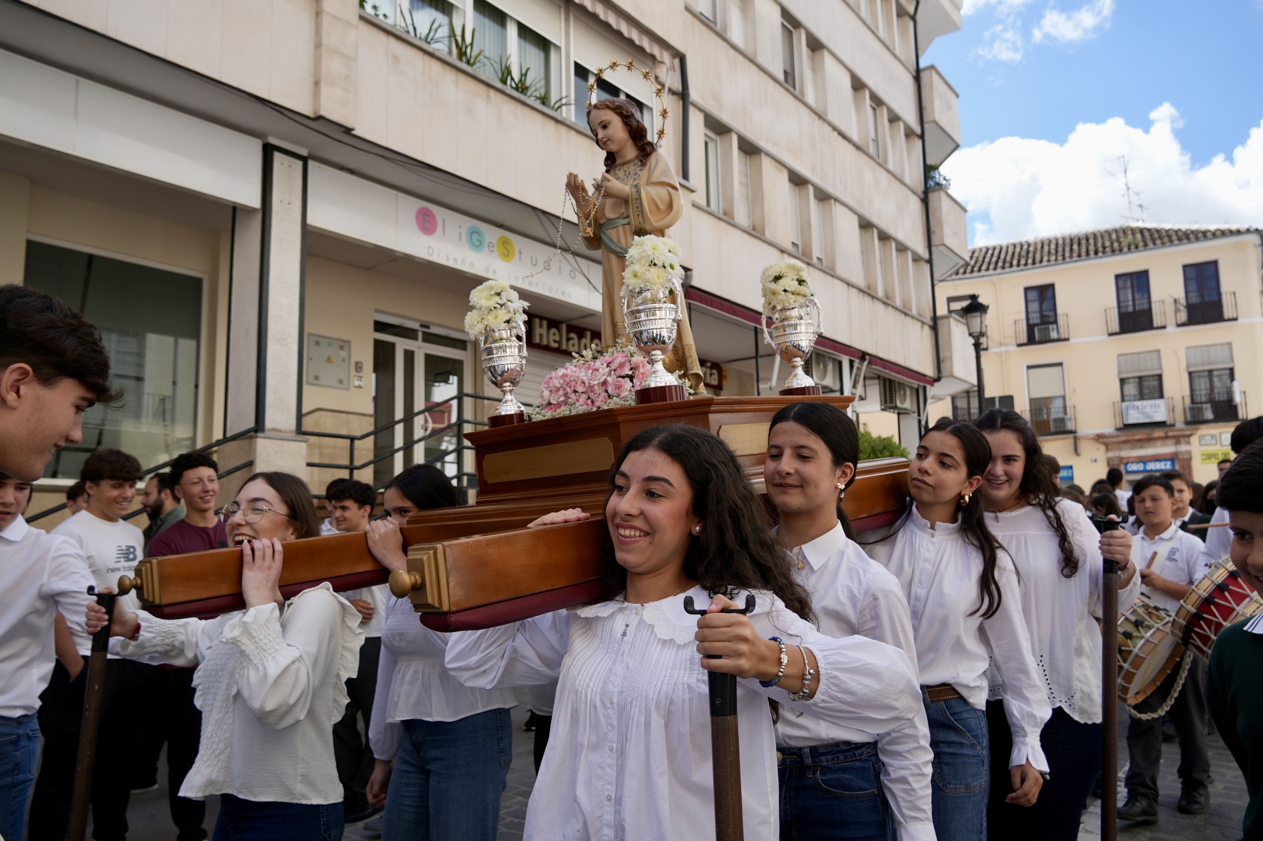 Procesión de la Virgen Niña del Colegio de La Purísima