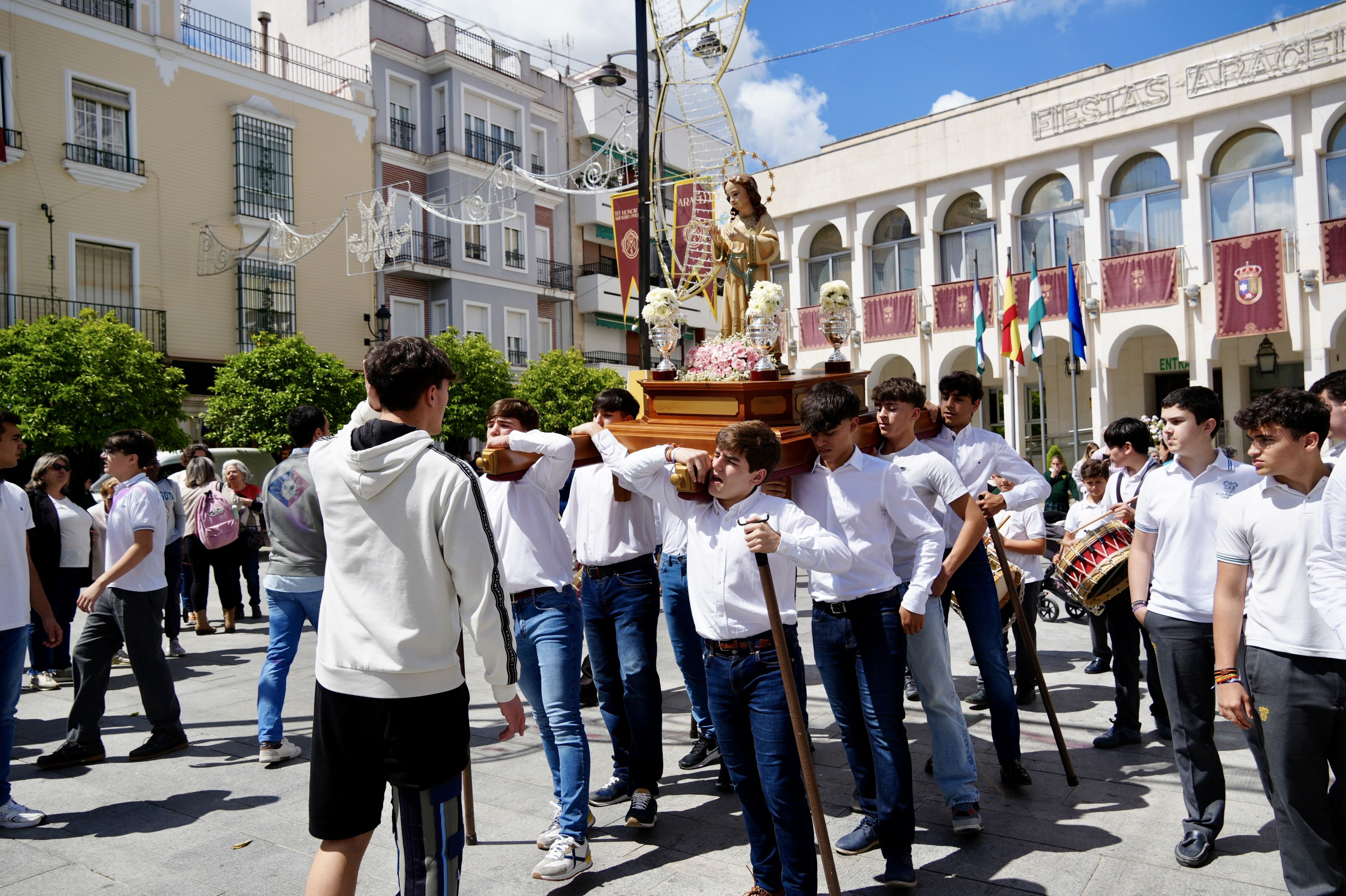 Procesión de la Virgen Niña del Colegio de La Purísima