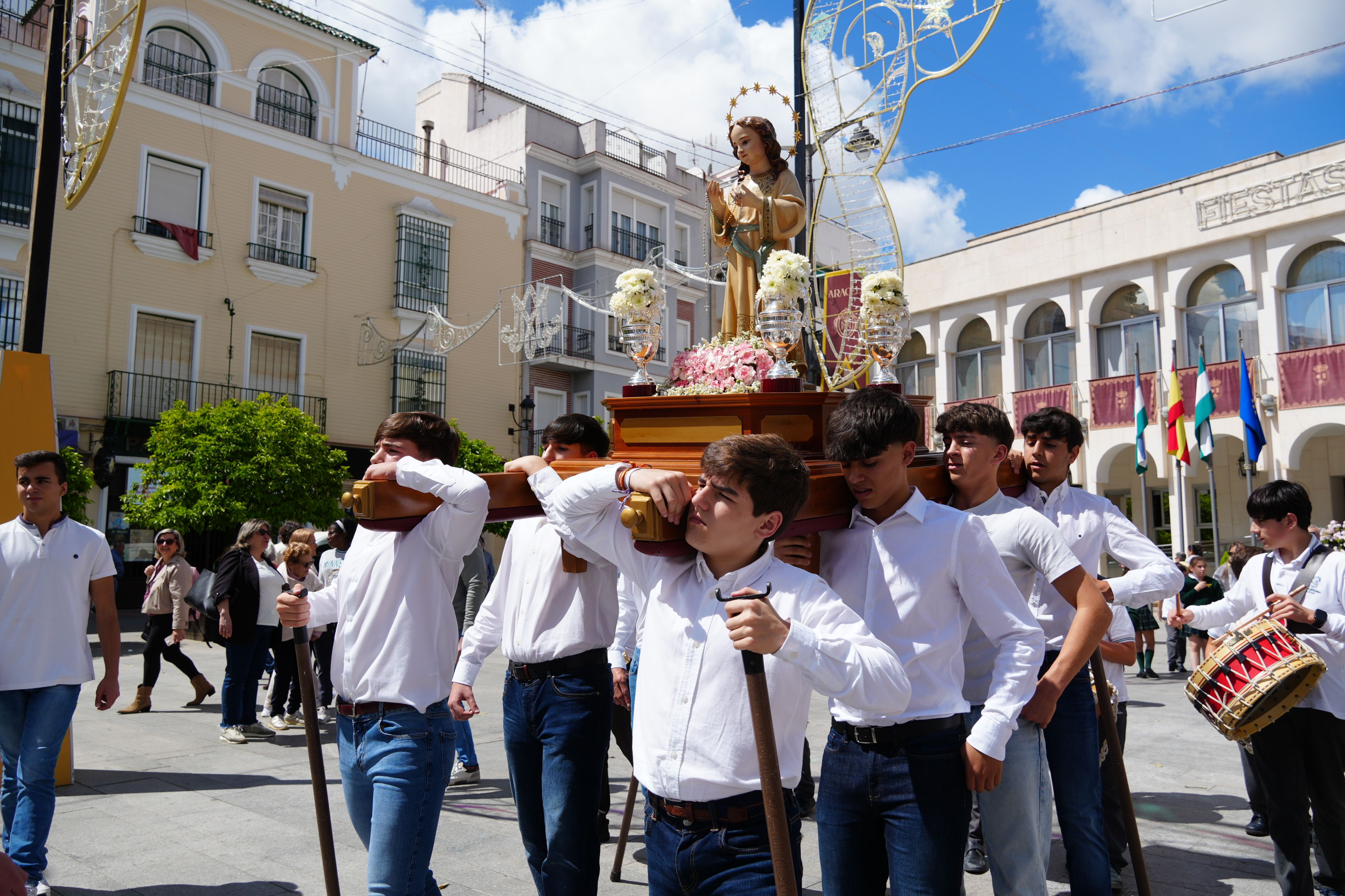 Procesión de la Virgen Niña del Colegio de La Purísima