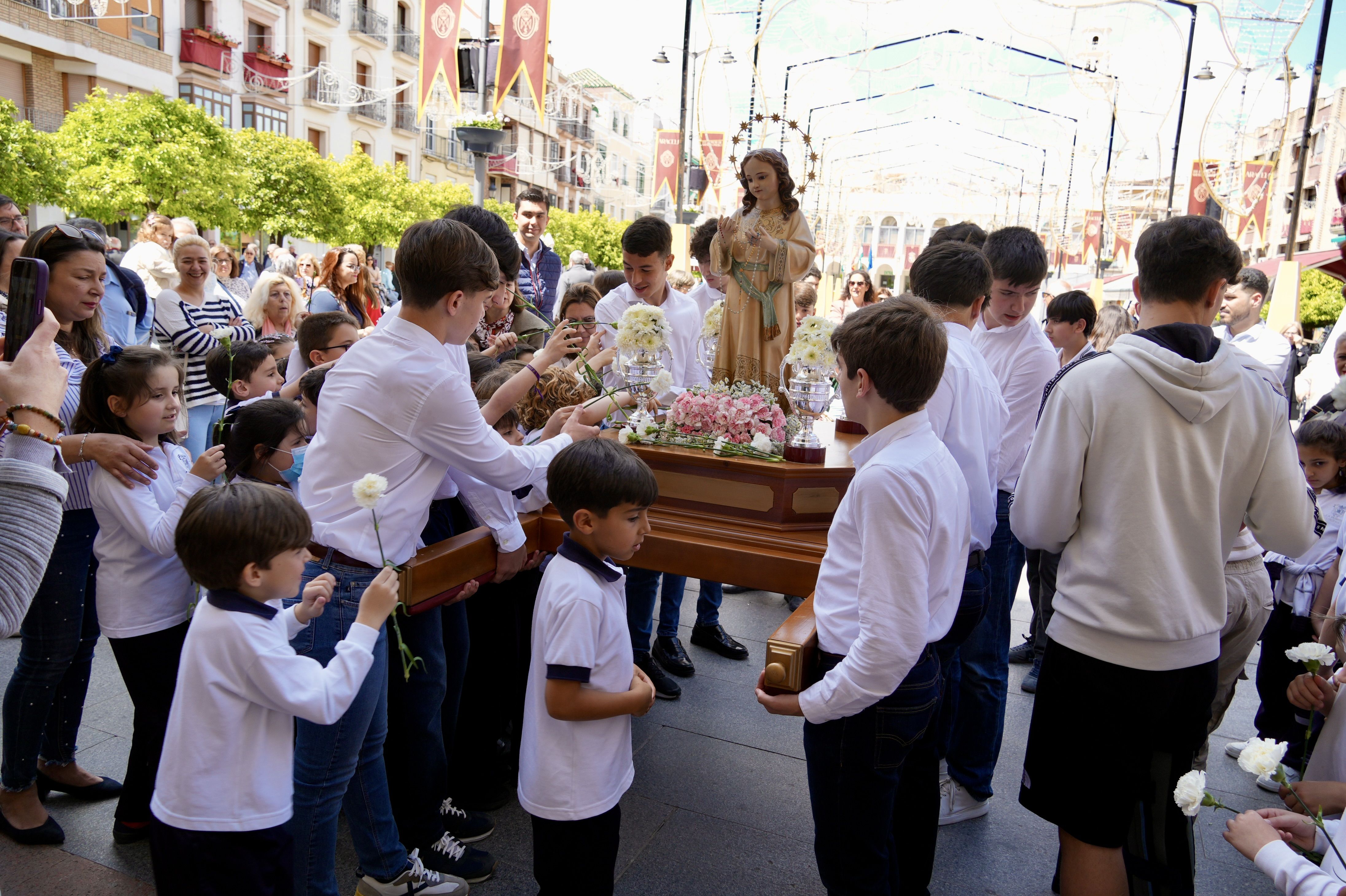 Procesión de la Virgen Niña del Colegio de La Purísima