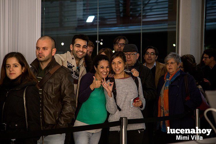 Foto-Galería: Ismael Serrano encandila al público lucentino en un concierto acústico para el recuerdo en el Auditorio Municipal