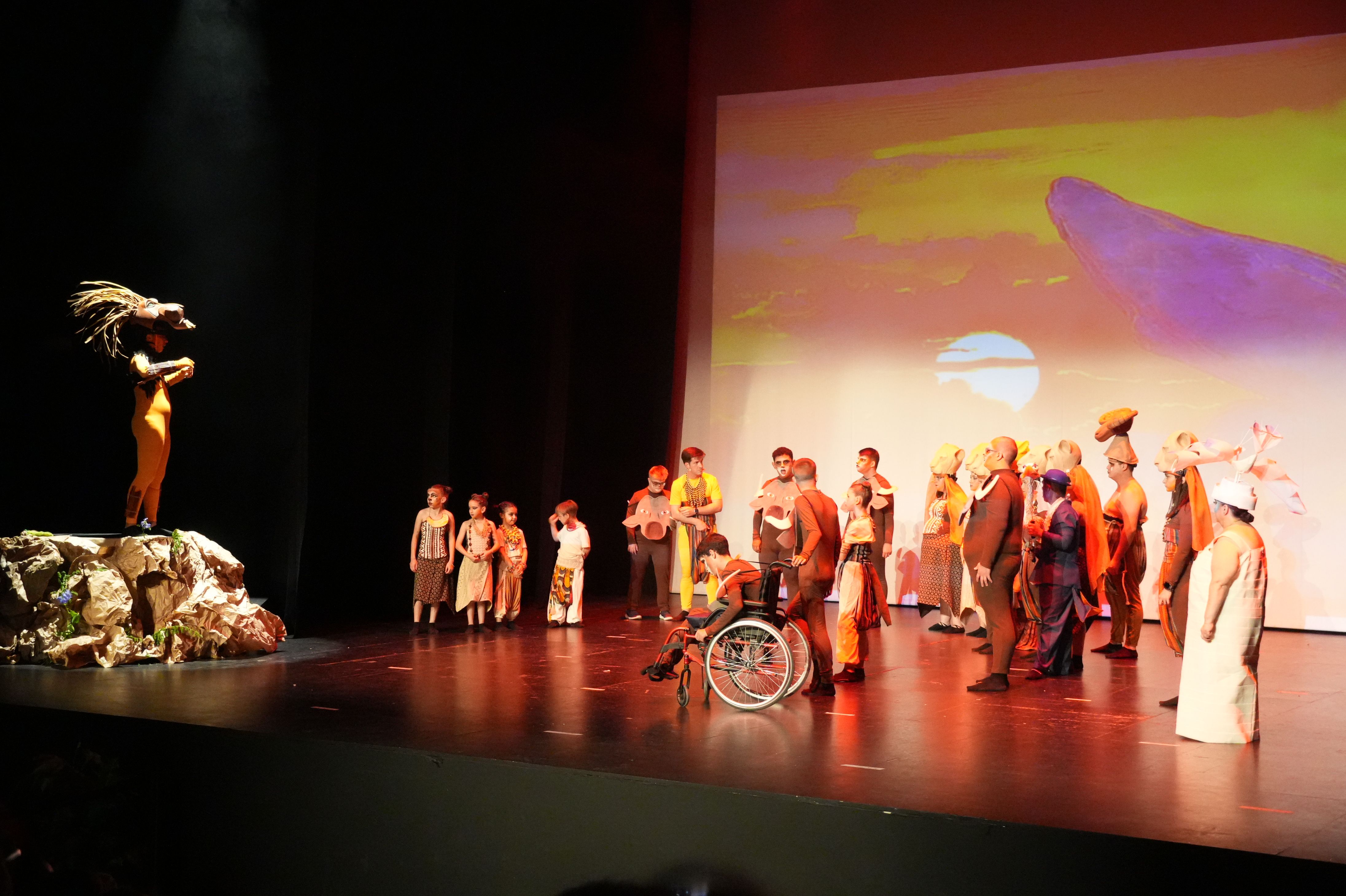 Representación del musical inclusivo El Rey León: El Reencuentro